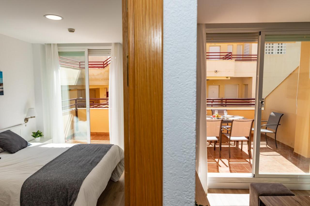Apartamento Sereno 3 - Piscina, Garaje, Terraza Y Playa Los Canos De Meca Eksteriør bilde